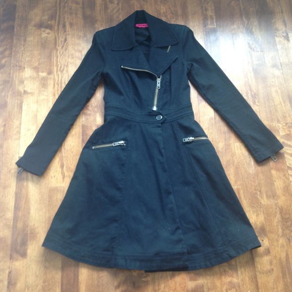 Betsey Johnson - Black Long Structured Denim Coat - Picture 8 of 12